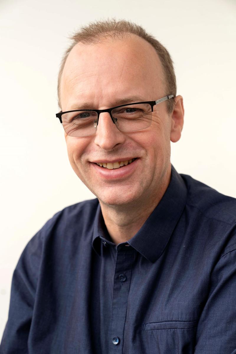 Hadde du ansatt en arkitekt til å gjøre snekkerarbeid? Hadde du ansatt en arkitekt til å gjøre snekkerarbeid?