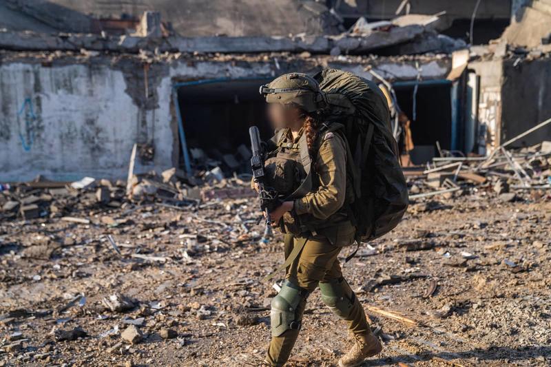 IDF declares trial of women combat engineers in elite Yahalom unit a success
