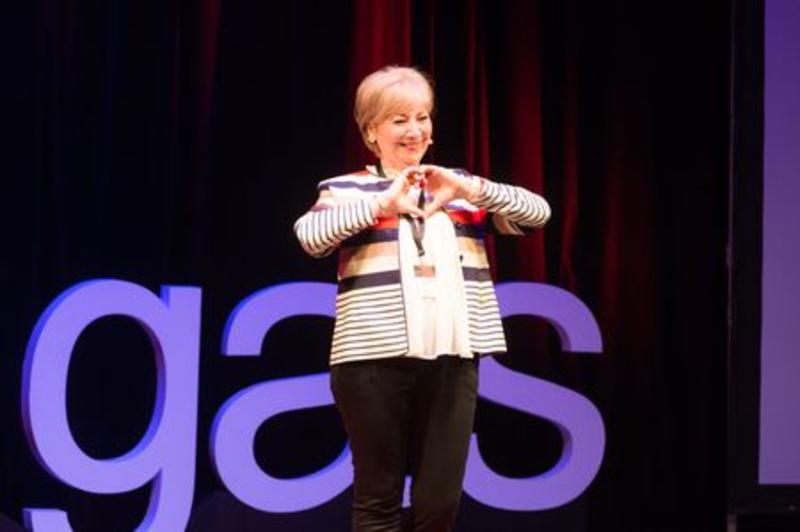 Награждават Златка Атанасова с 