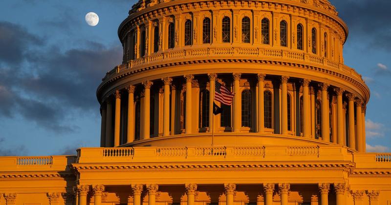 Supreme Court Puts Trump’s Midterm Power Grab Back on Track Supreme Court Puts Trump’s Midterm Power Grab Back on Track