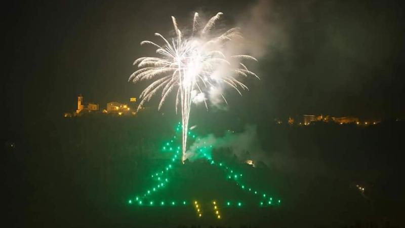 Castelbellino. torna il Paese dell'Albero con due giorni di mercatini e spettacoli