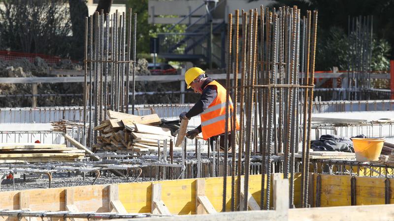 Luino, Dangov Kolyo Dimitrov morì cadendo in cantiere: patteggiano in quattro. Era stato portato a casa e non in ospedale