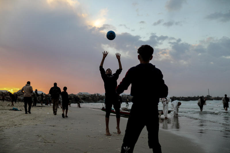 A Gaza una tregua che non disarma A Gaza una tregua che non disarma