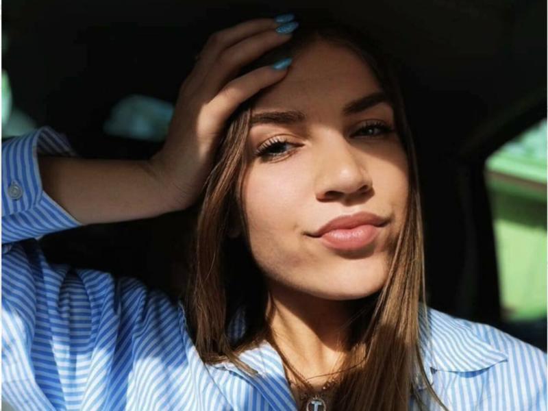 Quella folla e il confine tra festa e linciaggio