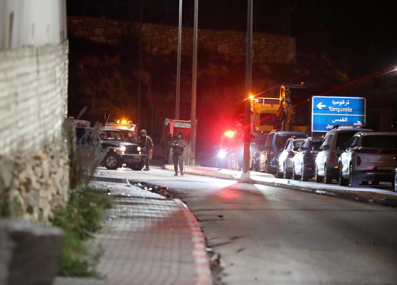 IDF: Two Palestinians killed after speeding car toward troops in Hebron; soldier lightly hurt