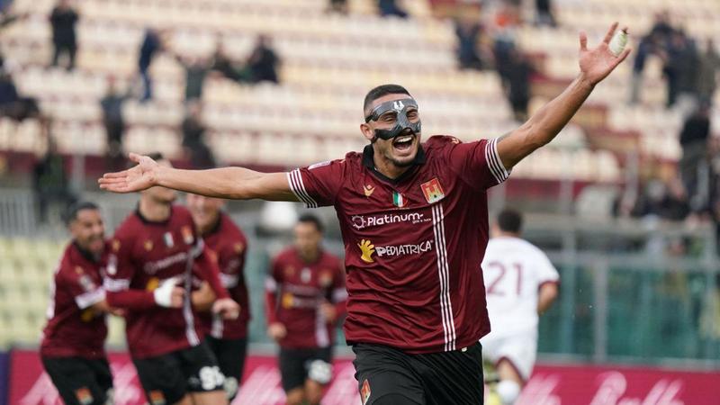 Livorno-Arezzo 2-1, gli amaranto in formato super: impresa contro la capolista