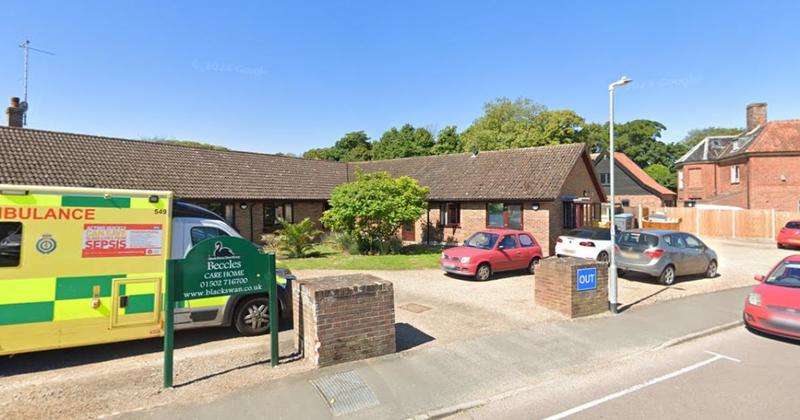 ‘No black and white answer’ - GP defends paramedic after criticism over choking death