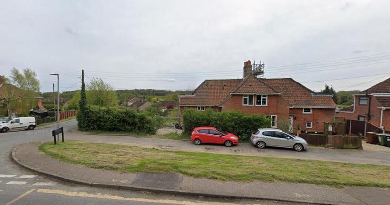 Plans revealed for a home on an empty plot in city suburb Plans revealed for a home on an empty plot in city suburb