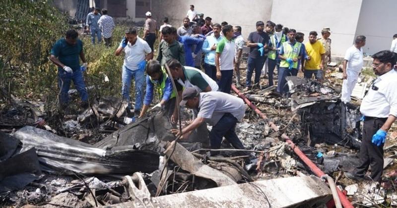 Συντριβή Air India: Νέα στοιχεία φέρνει η κοινή έρευνα που ξεκινά στις ΗΠΑ Συντριβή Air India: Νέα στοιχεία φέρνει η κοινή έρευνα που ξεκινά στις ΗΠΑ