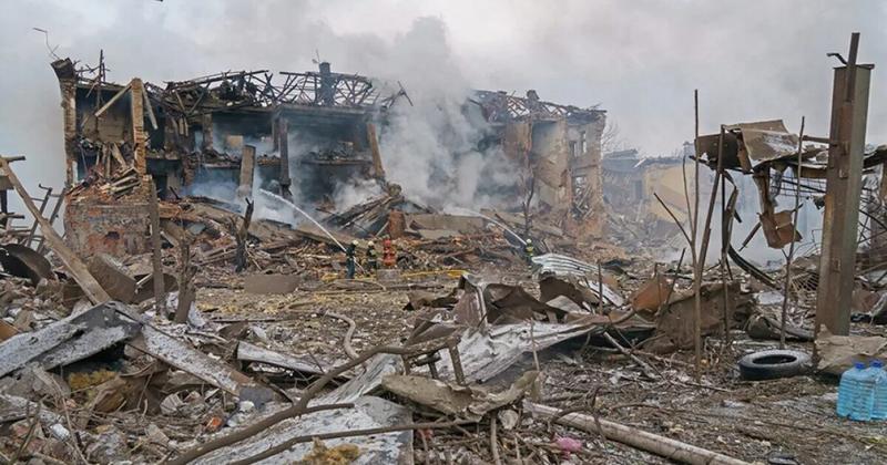 Ουκρανία: Ρωσικά drones και πύραυλοι έπληξαν σιδηροδρομικό κόμβο κοντά στο Κίεβο Ουκρανία: Ρωσικά drones και πύραυλοι έπληξαν σιδηροδρομικό κόμβο κοντά στο Κίεβο