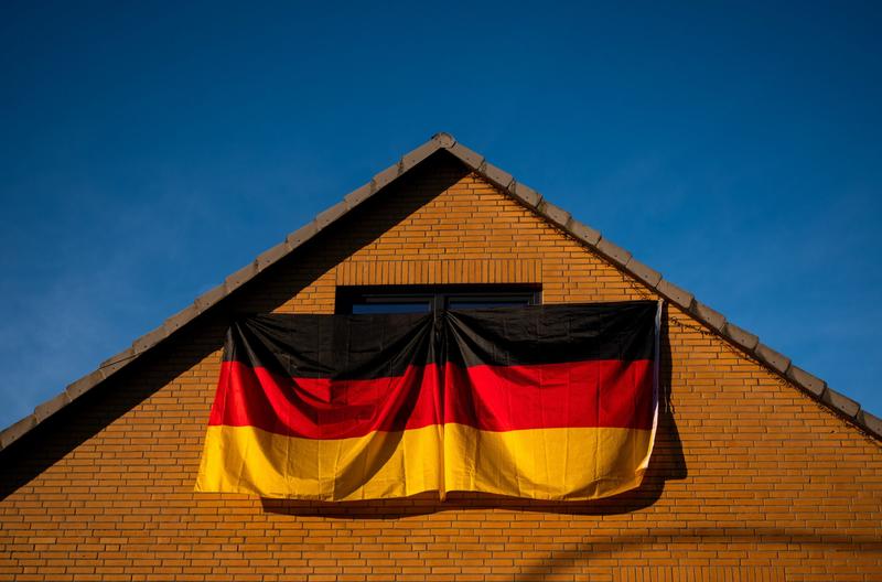 Wenke Brüdgam: Der schwarz-rot-goldene Fischhaken