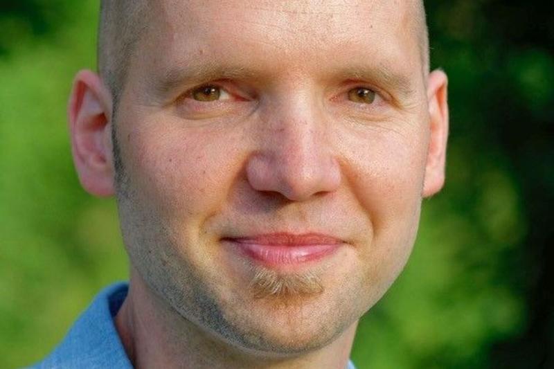 TOUT UN SYMBOLE. Le sang est un symbole puissant de vie et de mort. C’est dans le sang des femmes que commence la vie, c’est dans celui versé par les hommes qu’elle se termine. En versant son sang sur la croix, le Christ est venu abolir tous les sacrifices. TOUT UN SYMBOLE. Le sang est un symbole puissant de vie et de mort. C’est dans le sang des femmes que commence la vie, c’est dans celui versé par les hommes qu’elle se termine. En versant son sang sur la croix, le Christ est venu abolir tous les sacrifices.