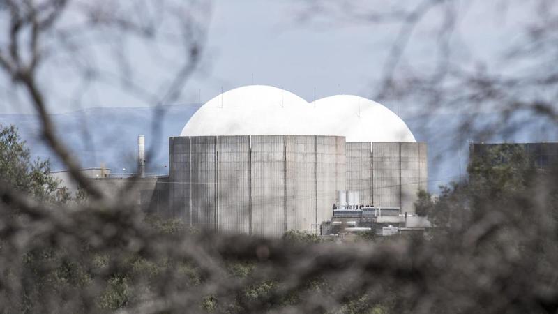 La central nuclear de Almaraz se convierte en arma electoral en Extremadura