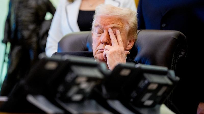 Fra «Sleepy Joe» til «Dozy Don» Fra «Sleepy Joe» til «Dozy Don»