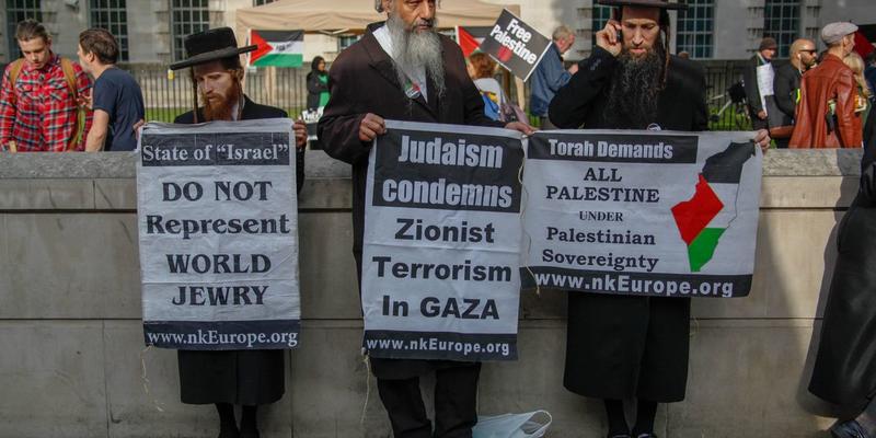 How the Jewish Chronicle Whips Up Fear by Conflating Antisemitism With Anti-Zionism