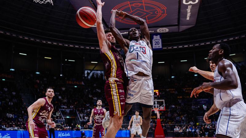 Fortitudo da applausi, supera al fotofinish Livorno