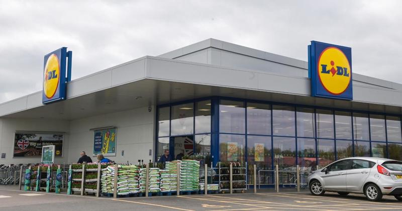Supermarket giant tackles flooding concerns in plans for a new store