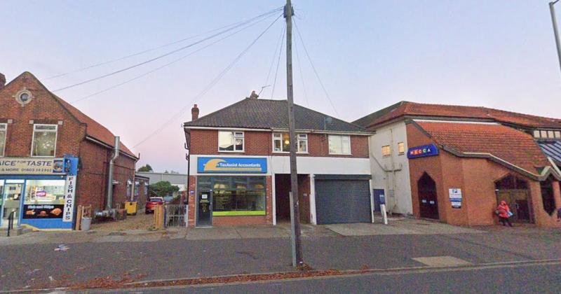 Plans submitted to turn an accountants into a shop Plans submitted to turn an accountants into a shop