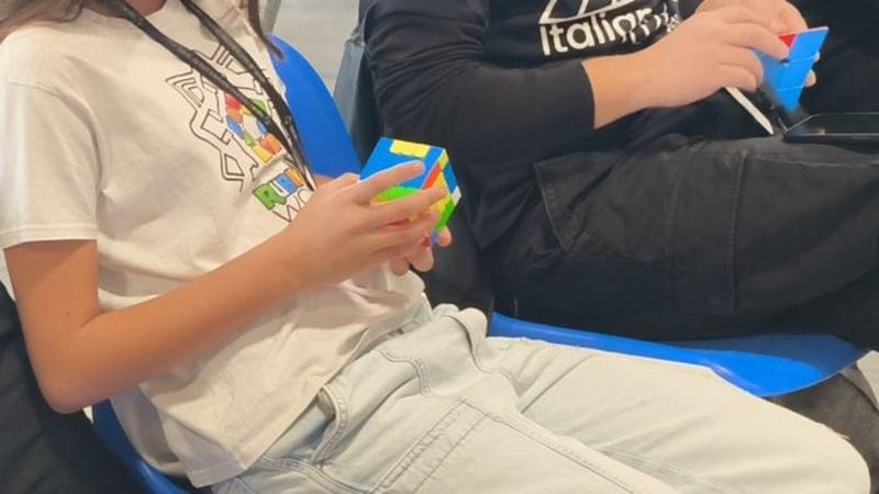 Tutti pazzi per il cubo di Rubik a Treviglio - Foto Tutti pazzi per il cubo di Rubik a Treviglio - Foto