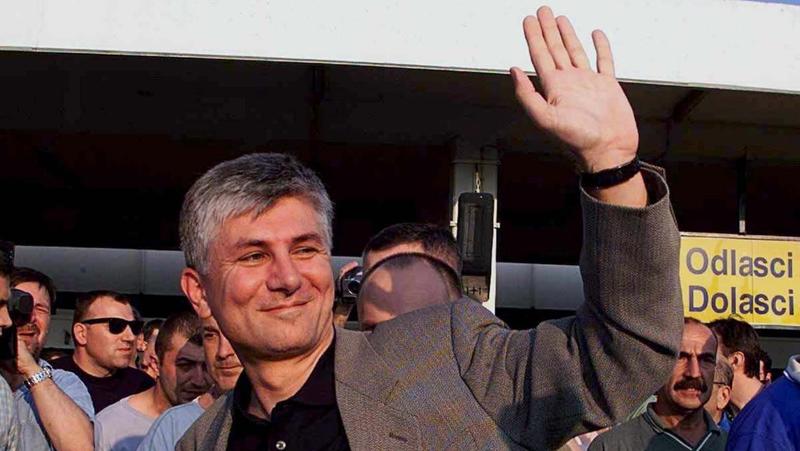 Kamo sreće jedan novi Đinđić: Novo pismo jednog profesora studentima Kamo sreće jedan novi Đinđić: Novo pismo jednog profesora studentima