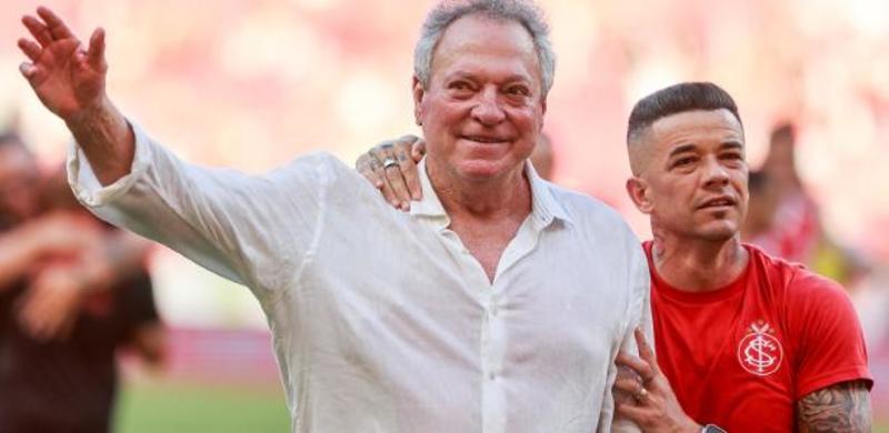 Abel Braga, o ídolo que não virou as costas