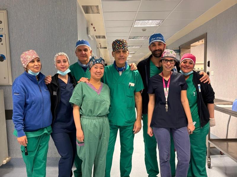 Napoli, donna di 102 anni operata di cancro al seno e dimessa la sera stessa dell'intervento Napoli, donna di 102 anni operata di cancro al seno e dimessa la sera stessa dell'intervento