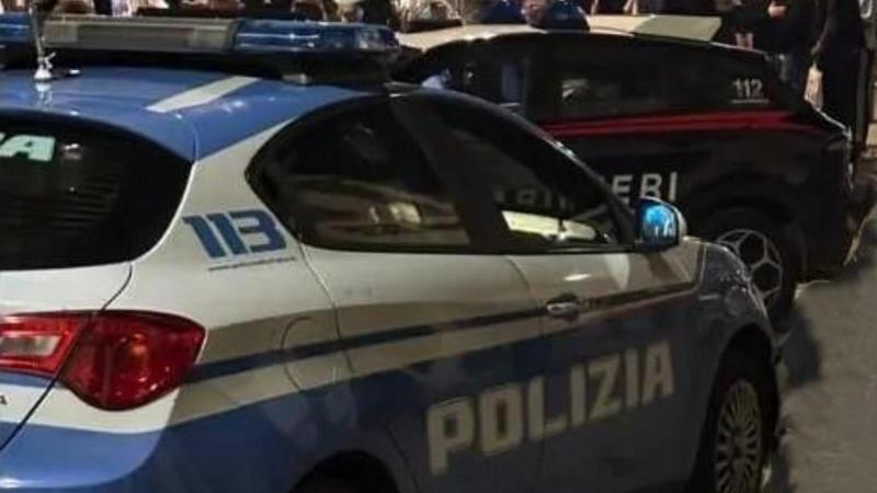 Parapiglia in piazza: schiamazzi, poi scoppia la rissa. Lancio di tavoli e sedie nei bar