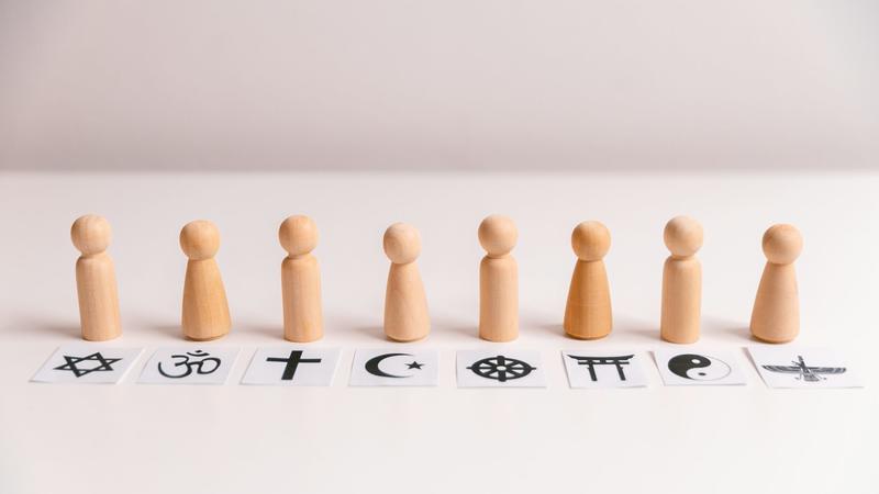 Religion au travail : ce que peut faire (ou pas) un manager Religion au travail : ce que peut faire (ou pas) un manager