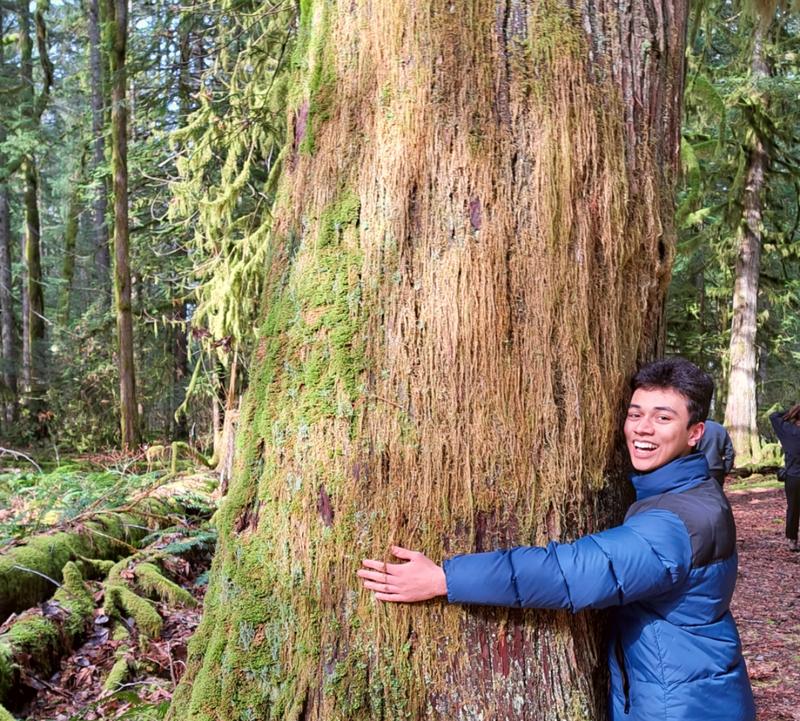 Alberta teen helps young people to influence decision-makers Alberta teen helps young people to influence decision-makers