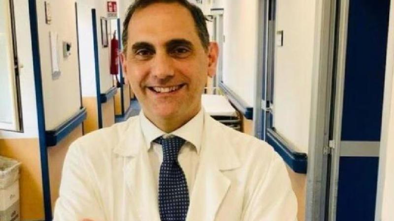 Mazzette in corsia, arrestato un primario: scandalo al Sant’Eugenio – In manette anche un imprenditore Mazzette in corsia, arrestato un primario: scandalo al Sant’Eugenio – In manette anche un imprenditore