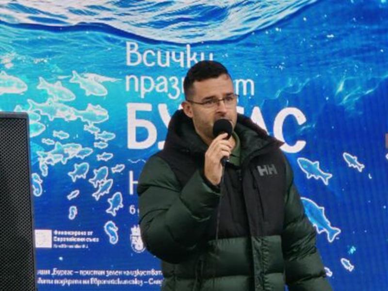 Ако мога дори едно дете да накарам да посегне към книга и да мечтае - тогава усилието си струва