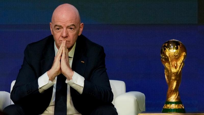Mondiali 2026, le partite si giocheranno in quattro tempi: decisione storica della Fifa Mondiali 2026, le partite si giocheranno in quattro tempi: decisione storica della Fifa