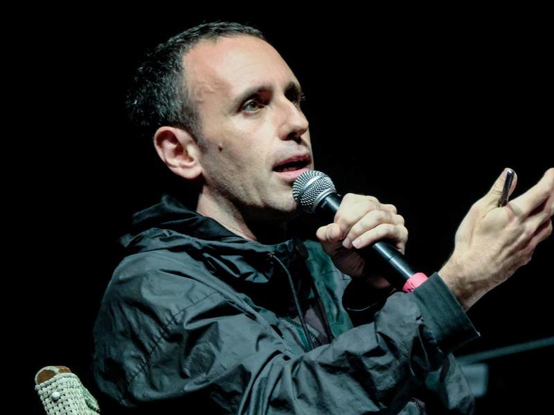 Come si scannano Saviano-Zerocalcare, onore ai carabinieri e i No Tav: quindi, oggi...