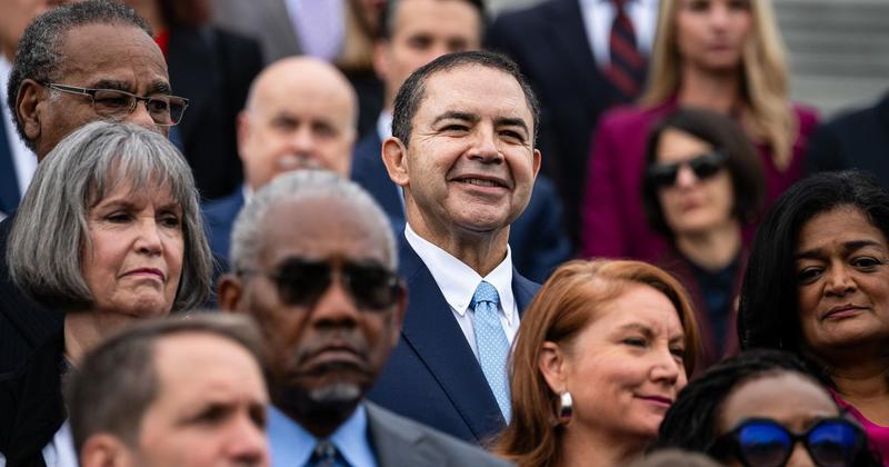 Trump Fumes at Pardoned Democrat for Lack of Corruption Trump Fumes at Pardoned Democrat for Lack of Corruption