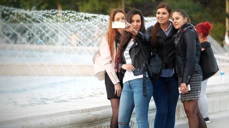 U Australiji počeo veliki eksperiment sa društvenim medijima: Zakon zakasnio? U Australiji počeo veliki eksperiment sa društvenim medijima: Zakon zakasnio?