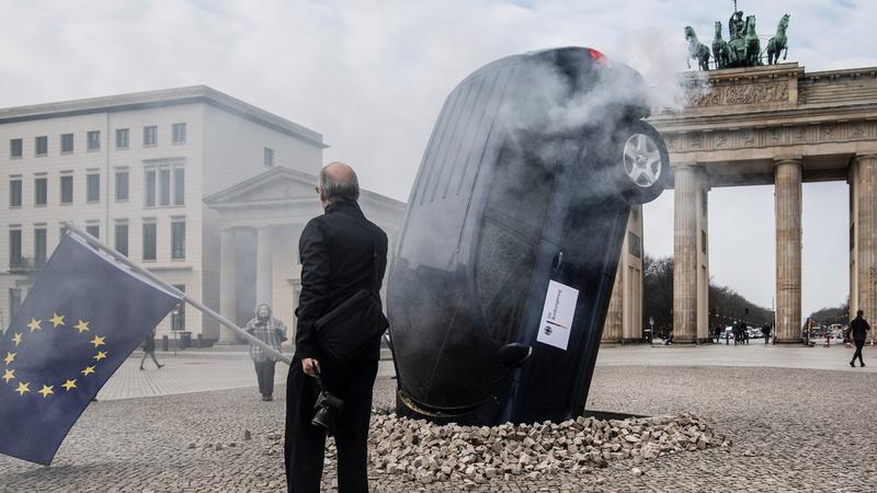 Die deutsche Autoindustrie verliert den Anschluss. Aber am Verbrenner-Aus liegt’s nicht