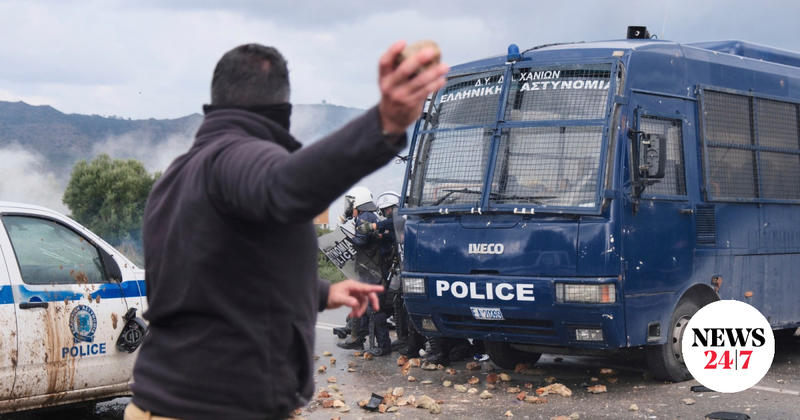 Παρά τους πρόθυμους παπαγάλους, την κυβέρνηση δεν την παίρνει… Παρά τους πρόθυμους παπαγάλους, την κυβέρνηση δεν την παίρνει…