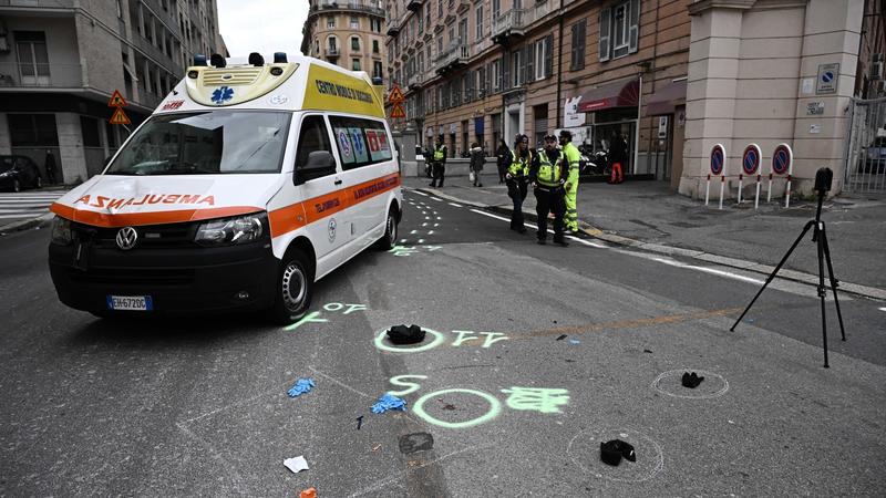 Travolto dall’ambulanza mentre va a scuola, come sta il 12enne di Genova Travolto dall’ambulanza mentre va a scuola, come sta il 12enne di Genova