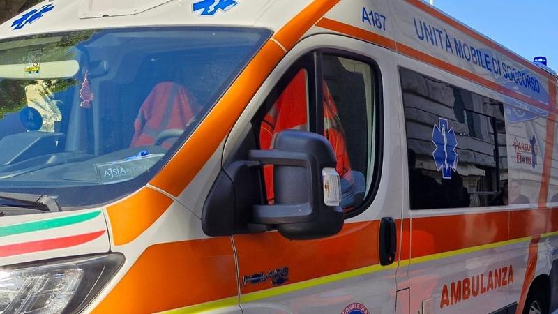 Ragazzina trovata morta nel cortile di un palazzo Ragazzina trovata morta nel cortile di un palazzo