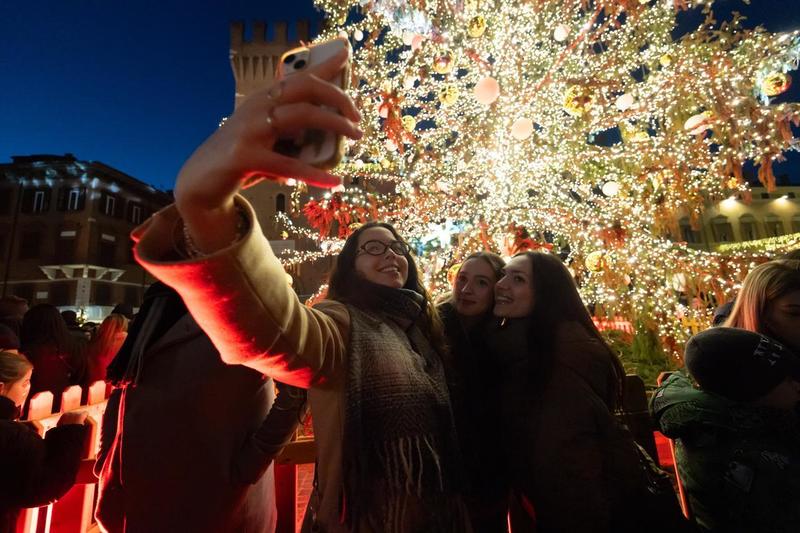 Regali di Natale, ecco cosa acquisterà la gente a Ferrara Regali di Natale, ecco cosa acquisterà la gente a Ferrara