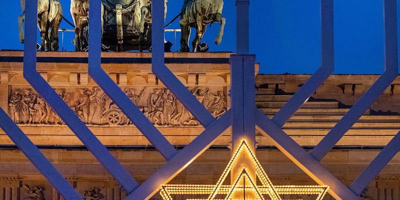 Chanukkia am Brandenburger Tor leuchtet ab Freitag