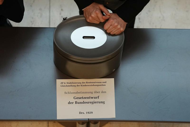 Neoliberale Zerstörungspolitik bei der Rente