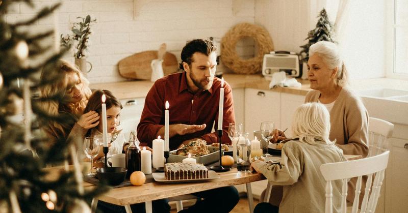 Coping With Narcissistic Relatives at the Holidays