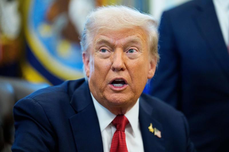 Trump Is Still Claiming He Saves '25,000 American Lives' When He Blows Up a Suspected Drug Boat