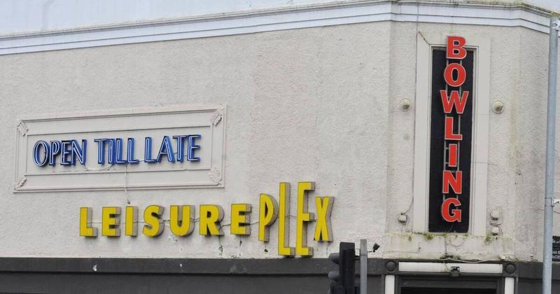 Farewell to the Coliseum, a place that bowled generations over Farewell to the Coliseum, a place that bowled generations over