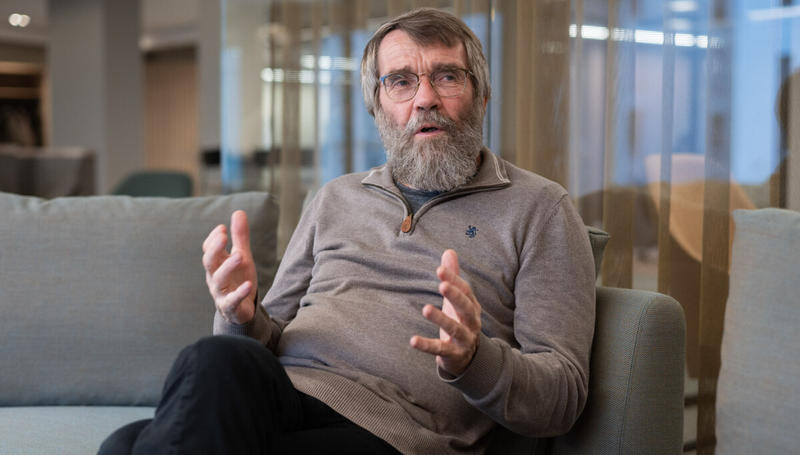 Det er inga splitting i guddomsvesenet Det er inga splitting i guddomsvesenet