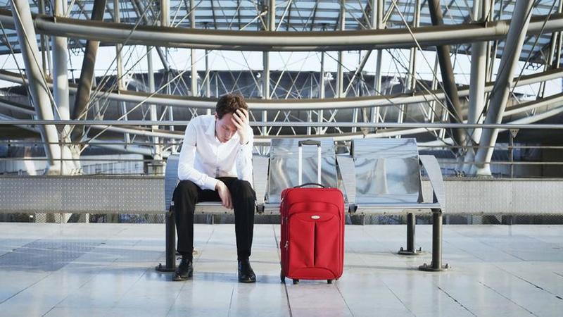 Il Natale dei raggiri: case e aerei fantasma, raffica di denunce contro l’agenzia Il Natale dei raggiri: case e aerei fantasma, raffica di denunce contro l’agenzia