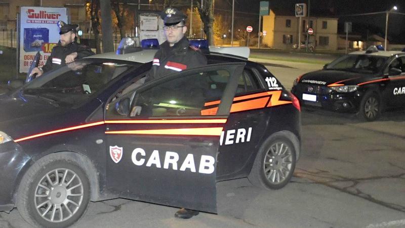 Gambolò, picchiano e rapinano un uomo: identificati e denunciati due ragazzi Gambolò, picchiano e rapinano un uomo: identificati e denunciati due ragazzi