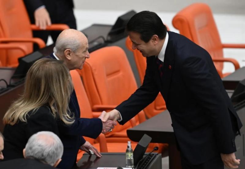 Mahmut Arıkan Devlet Bahçeli ile ne konuştu? Mahmut Arıkan Devlet Bahçeli ile ne konuştu?