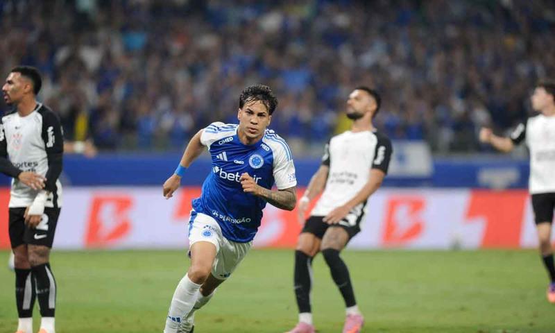 Na bola eu sou mais Cruzeiro; gostei da indicação de Daronco